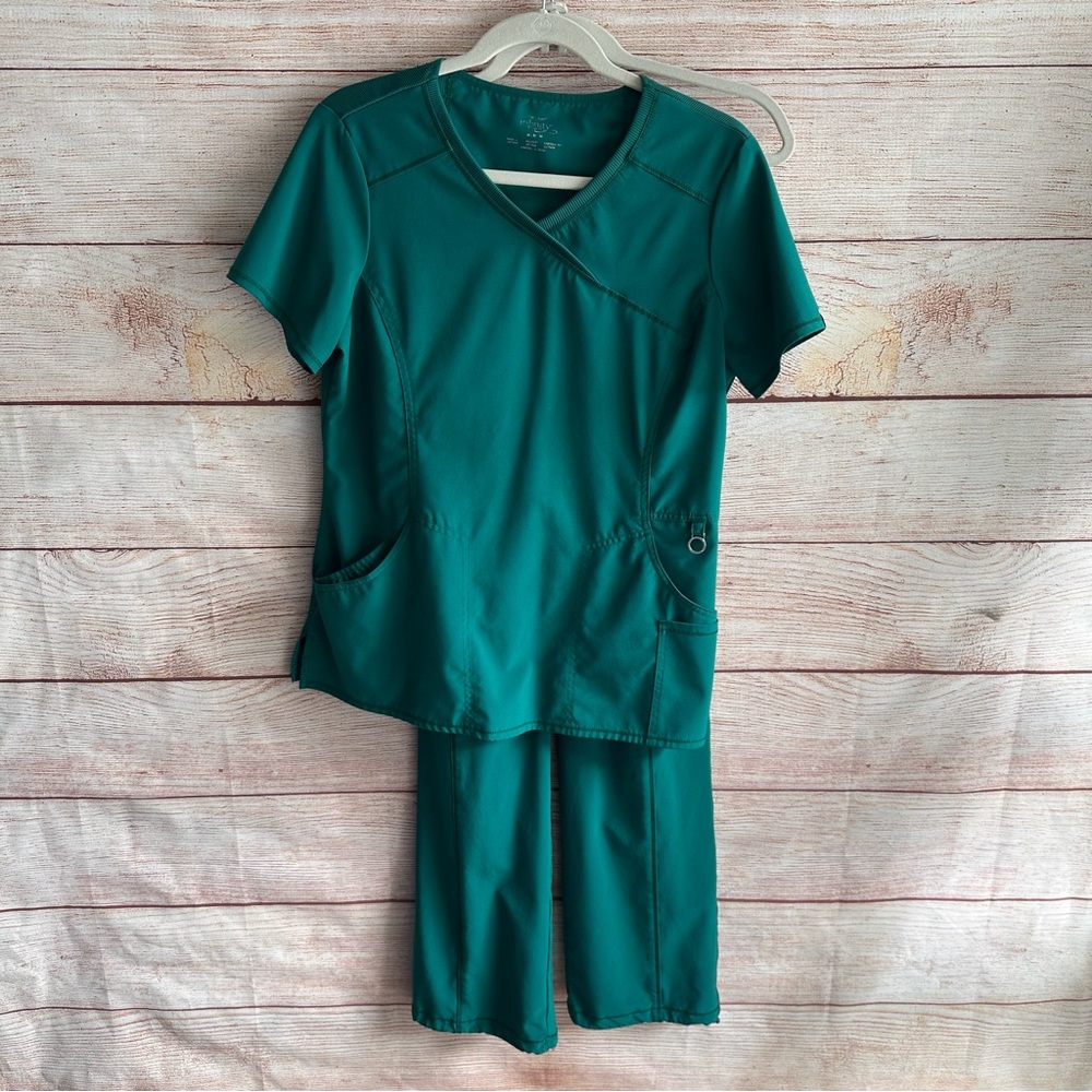 Cherokee V-Neck Scrub Top & Bottoms